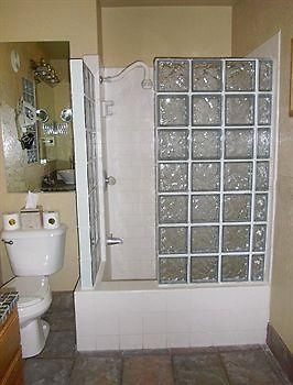 Desert Paradise Resort - Gay Men'S Resort Палм Спринг Екстериор снимка
